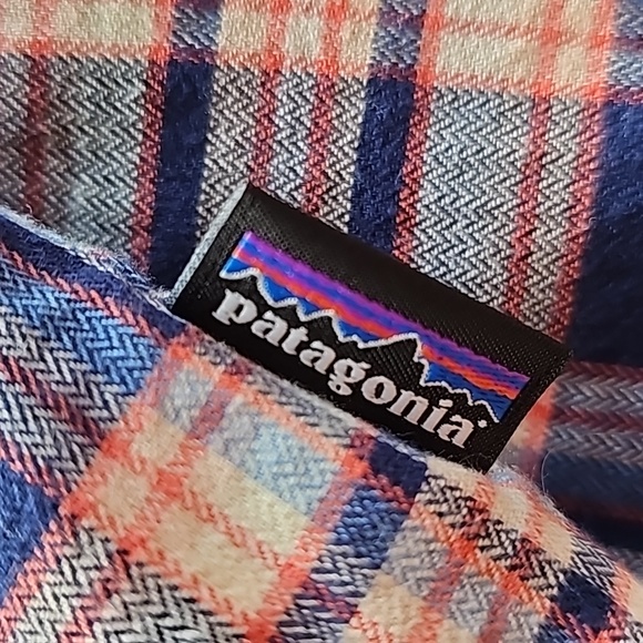 PATAGONIA Top - Picture 8 of 9